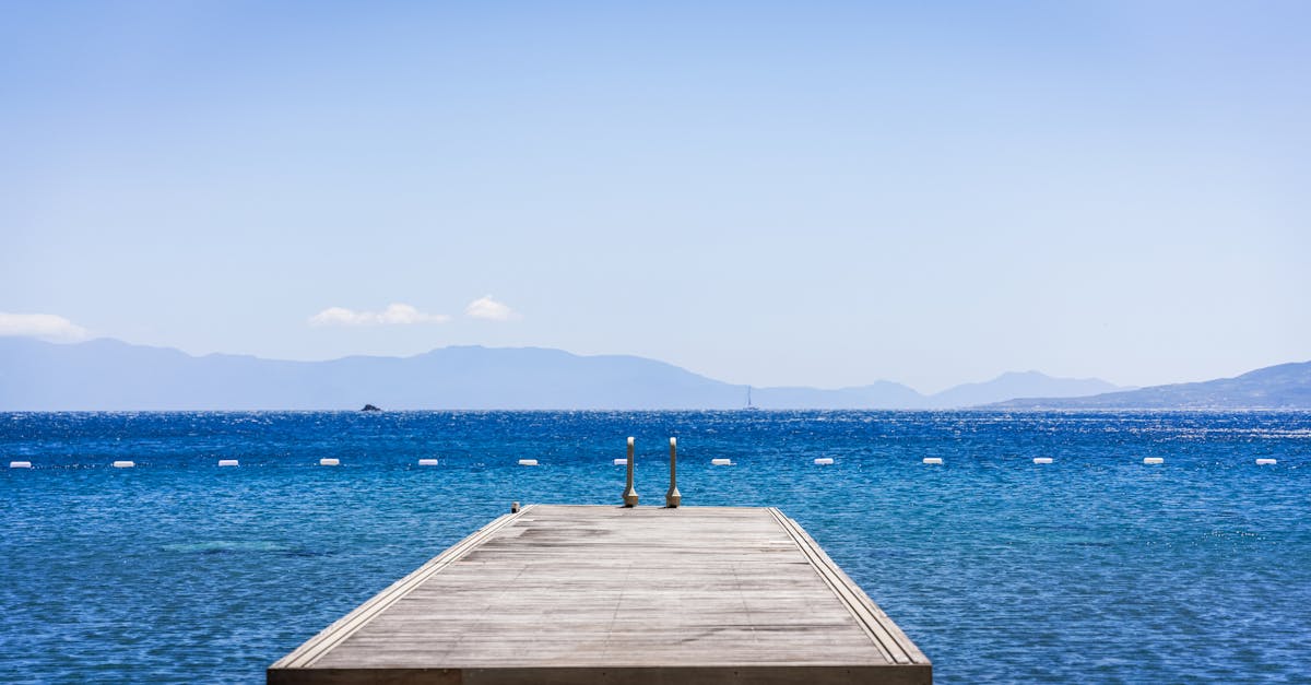 Top Brands of Composite Decking for Sunshine Coast Builders